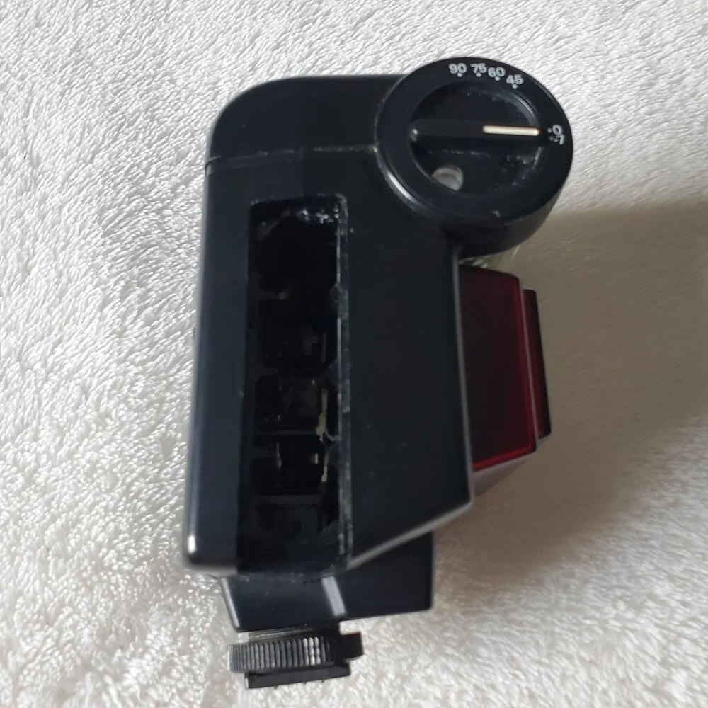 Nikkon Speedlight SB-20 for parts
